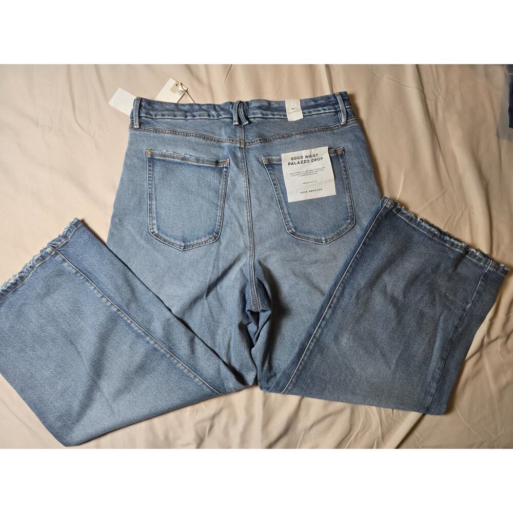 High-Rise Wide Leg Crop Jeans - Light Blue - Picture 4 of 7